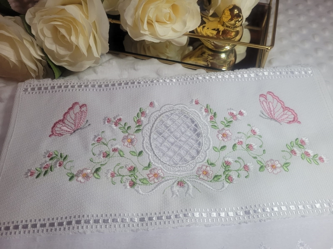 Matriz de bordado floral com richelieu - Imagem 4