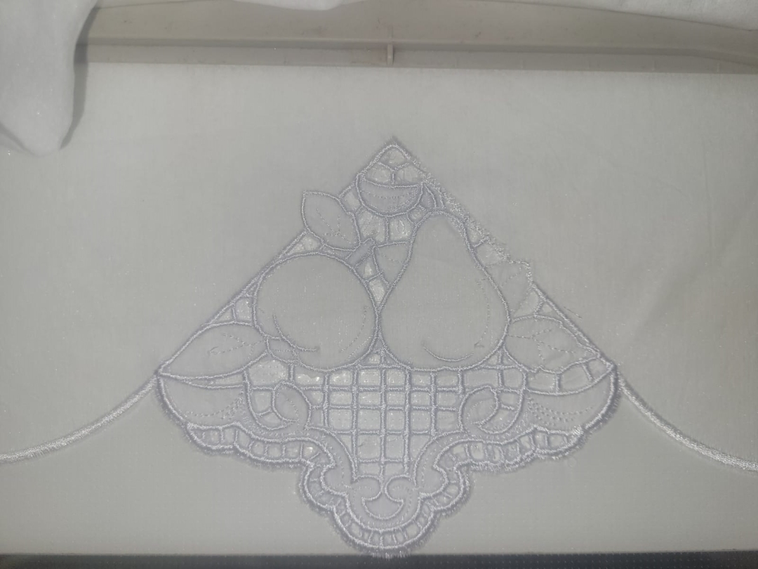 Matriz de bordado Brrado em richelieu e frutas - Imagem 4