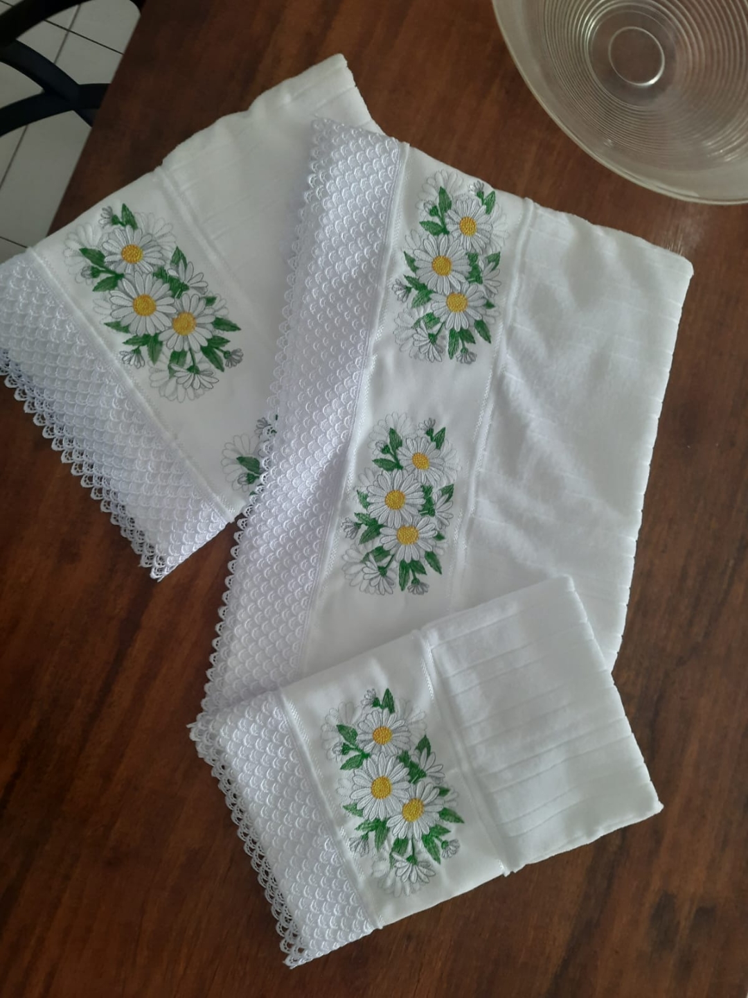 Matriz de bordado Margaridas brancas - Imagem 4